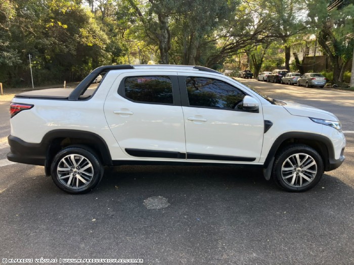 Fiat STRADA VOLCANO 1.3 CABINE DUPLA 2022/2023